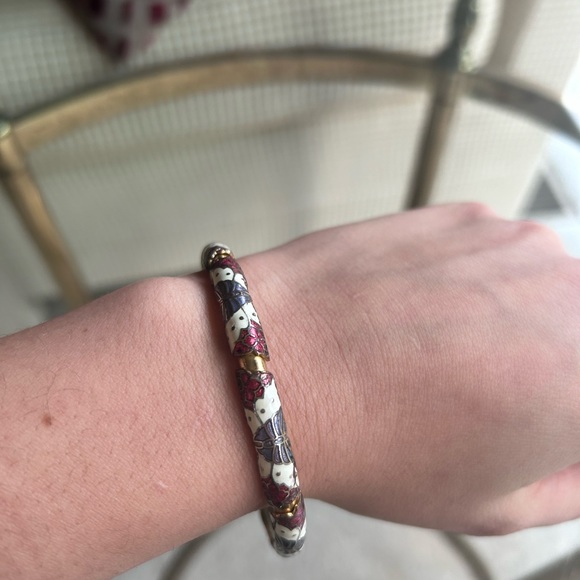 Vintage Cloissone White and Gold Butterfly Bangle Bracelet - Picture 5 of 5